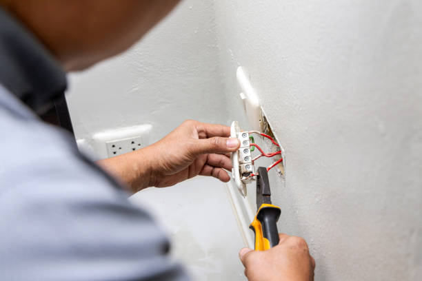 Electrical Outlet Repair in University Park, NM
